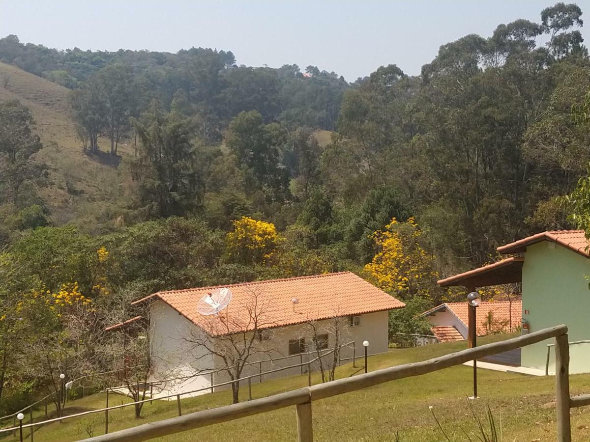 Inn Colar De Ouro